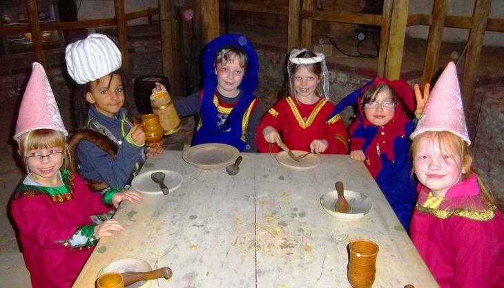 Kindergeburtstag im Schloss Horst - für Hofdamen, Ritter und alle, die es werden wollen