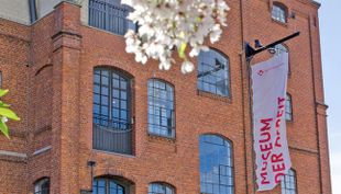 Geburtstag bei 850˚ C mit Elefantenschleudern - Museum der Arbeit (6)