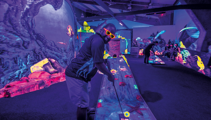 3D Schwarzlicht Minigolf Geburtstag (2)