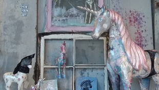 moogies art consulting einhörner