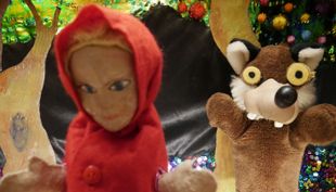 Punch and Judy show in the living room (4)