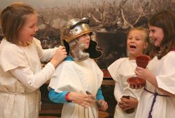 archäologisches museum hamburg brot und spiele feiern wie die alten römer